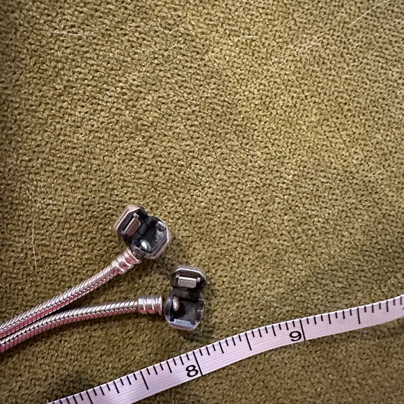 Pandora Moments Snake Chain Bracelet Barrel Closure - Picture 3 of 9